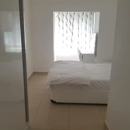 Apartment With 4 Bedroom In Cleopatra Апартаменты *