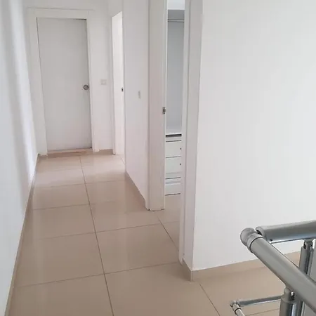 Apartment Apartment With 4 Bedroom In Cleopatra *